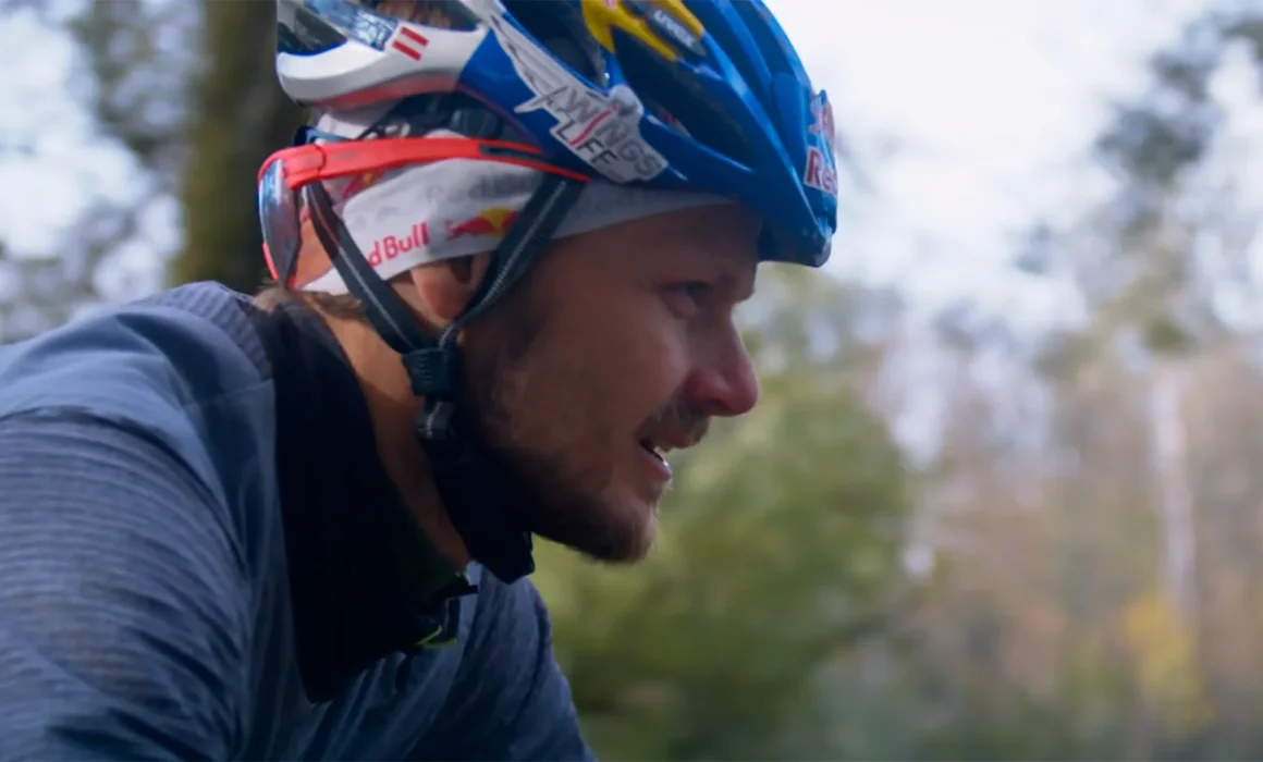 Red Bull Athlet Paul Guschlbauer biking near Salzburg